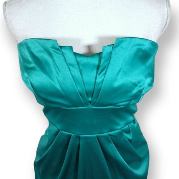 LOVE TEASE TURQUOISE SATIN STRAPLESS DRESS W/POCKETS SZ.11 EUC - Picture 2 of 6